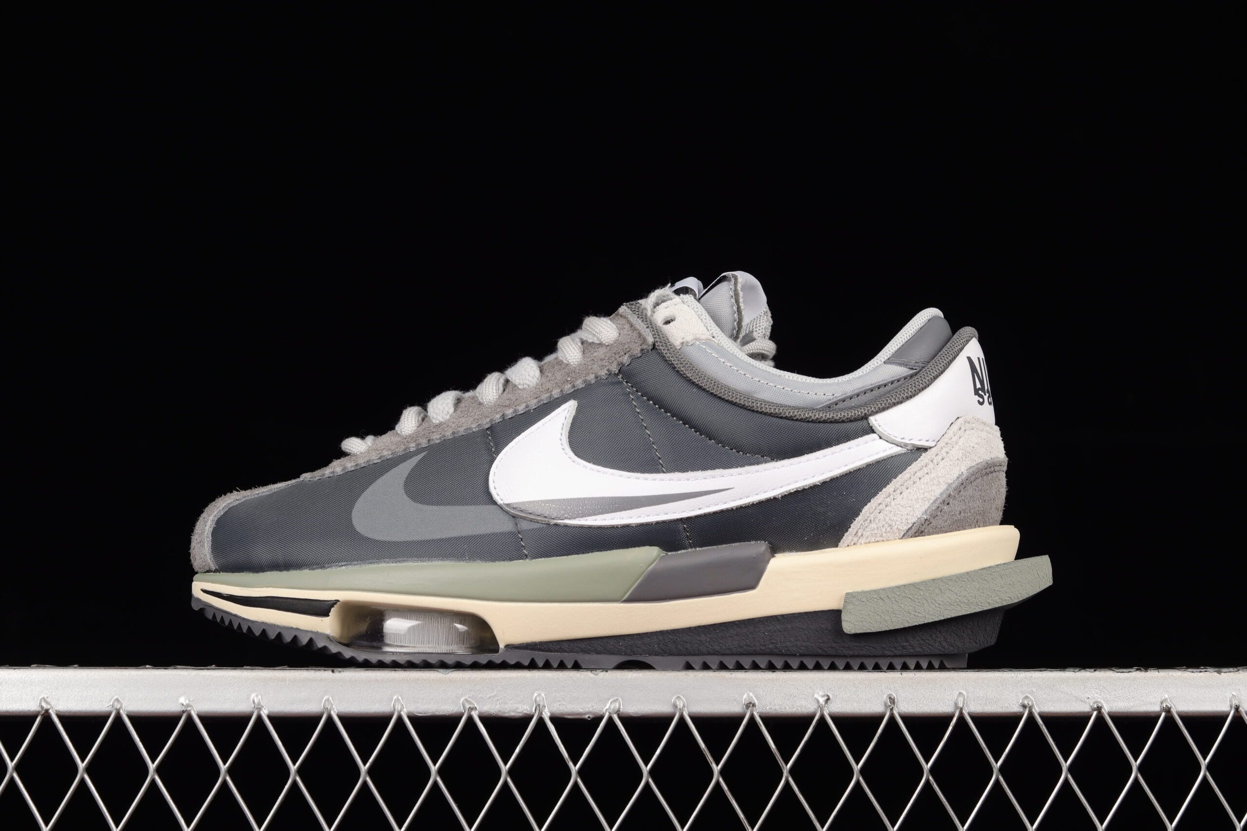 Sacai x Nike Zoom Cortez 4.0 Dark Grey White Green