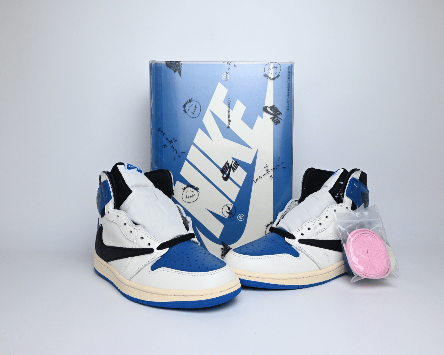 Fragment x Travis Scott Jordan 1 High Replica