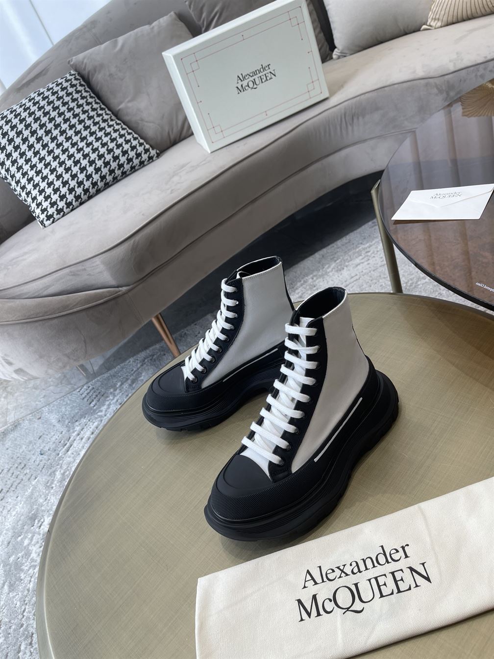 ALEXANDER MCQUEEN TREAD SLICK HIGH-TOP SNEAKERS – ALD035