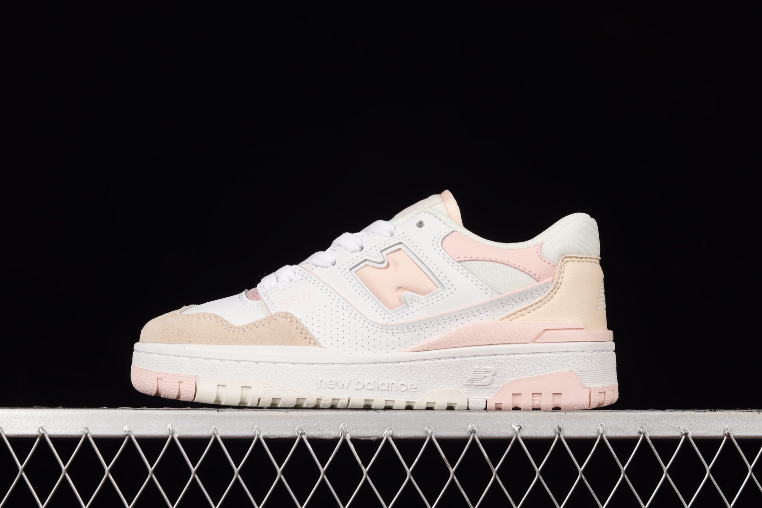 New Balance 550, White Pink (W)