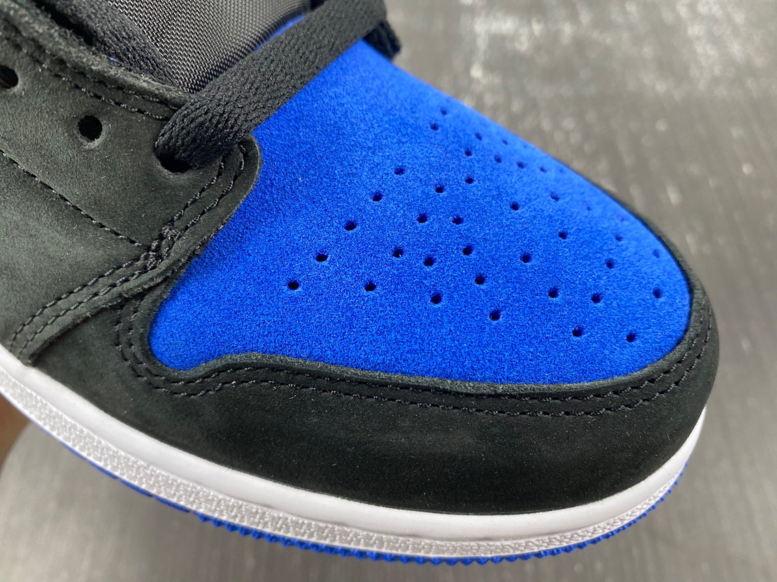 Air Jordan 1 High OG Royal Reimagined