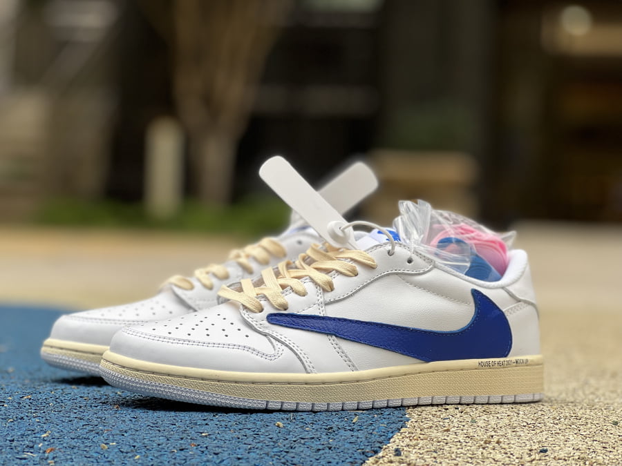 Travis Scott Jordan 1 Low White Blue