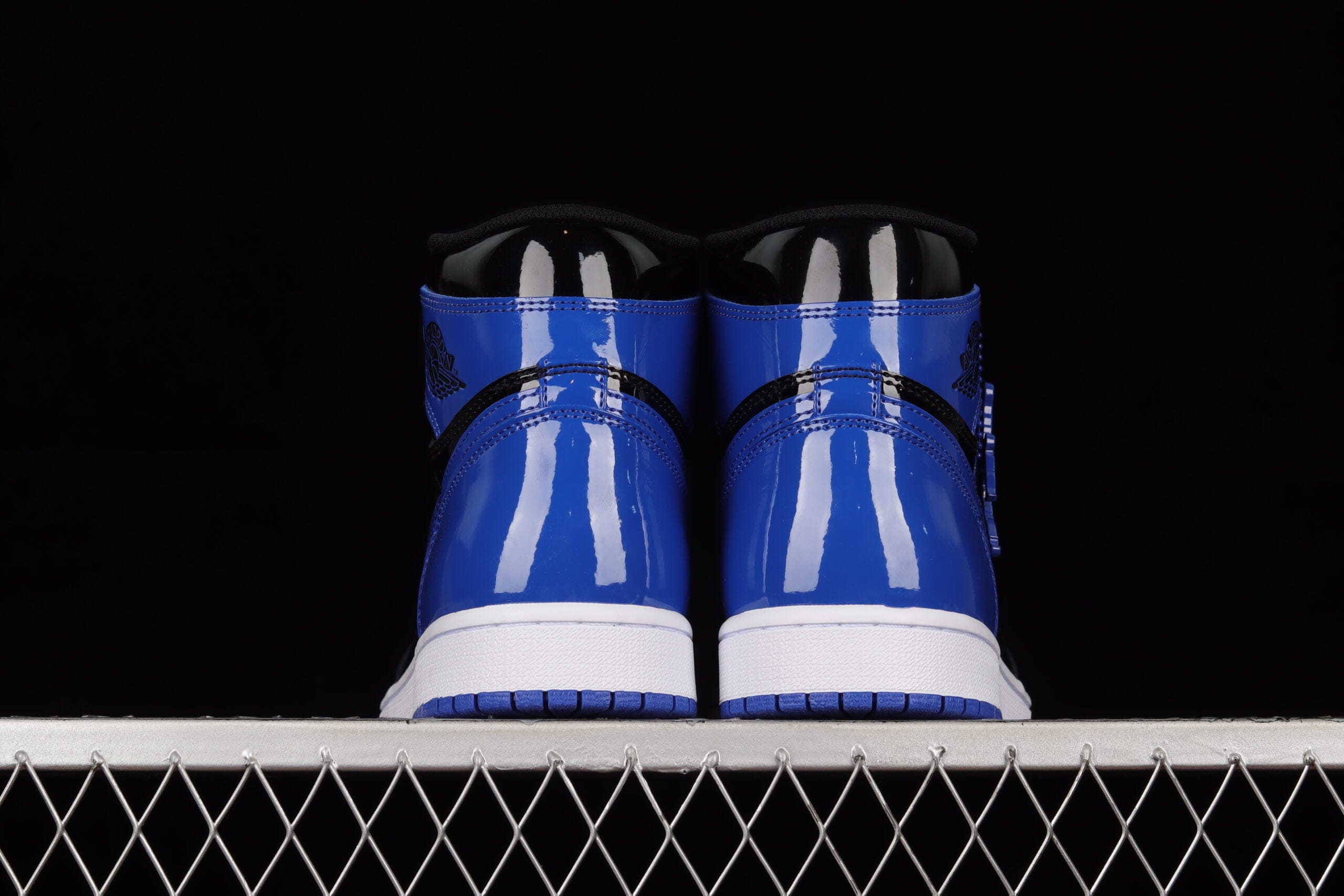 Air Jordan 1 Retro High OG ‘Patent Royal