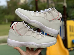 Air Jordan 11 Retro Platinum Tint