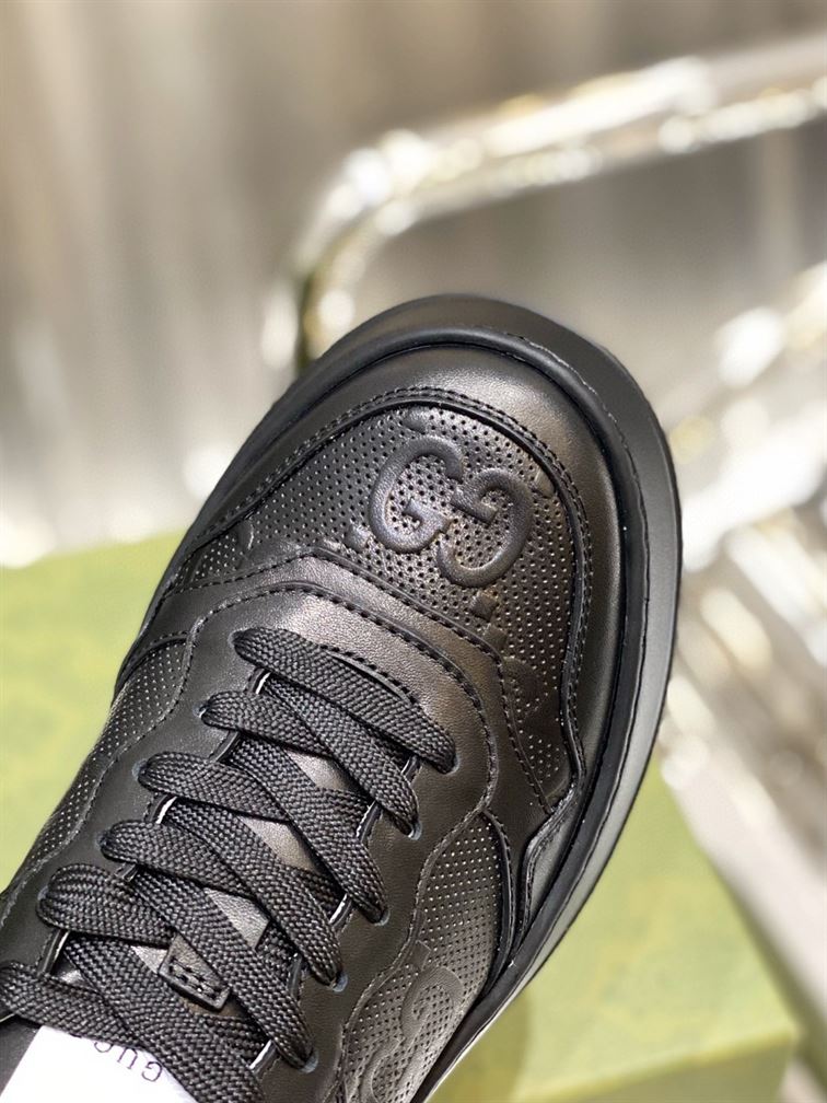 GUCCI MEN’S GG EMBOSSED SNEAKER BLACK LEATHER – GCC004