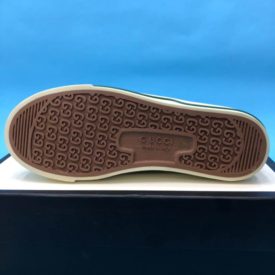 Gucci Off The Grid Butter Beige Sneakers – GCC184