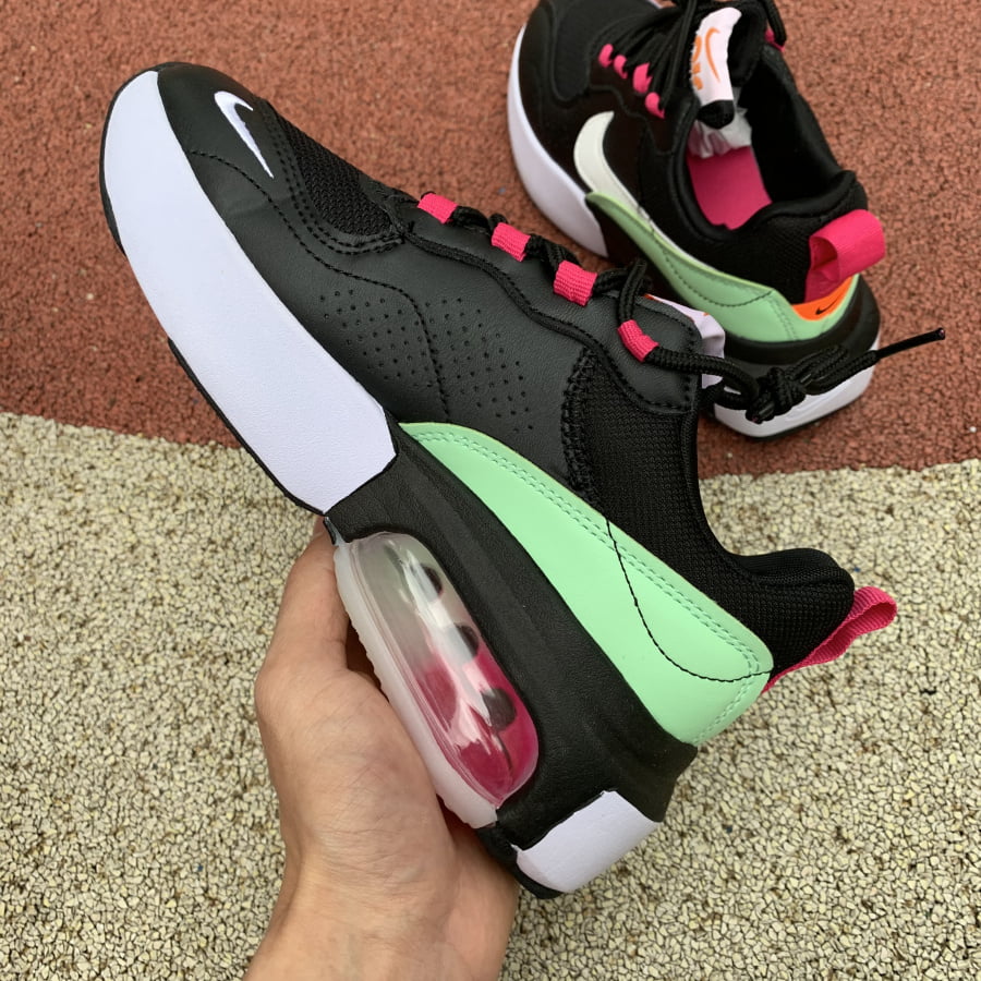 Nike Air Max Verona Black Cosmic Fuchsia