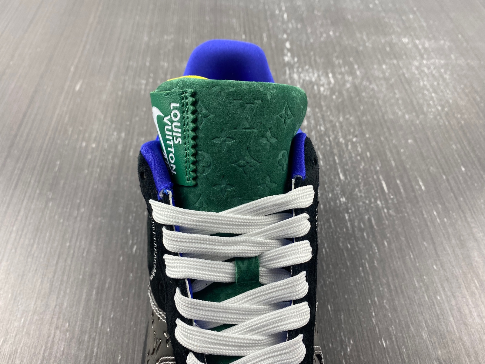 Nike Air Force 1 Chrome Toe