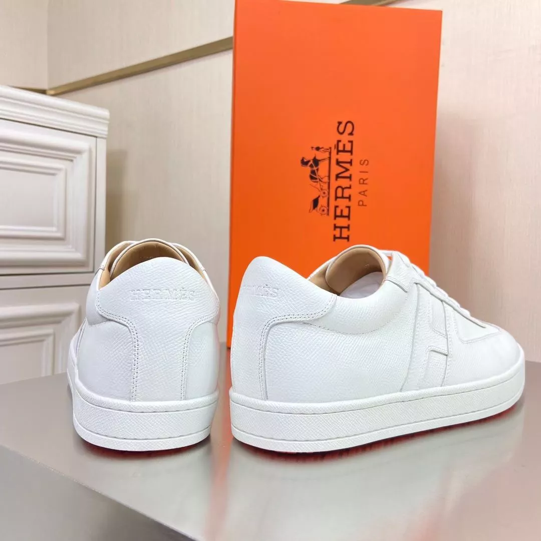 Hermes Boomerang Sneakers In White Epsom Leather – HM055