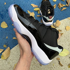 Air Jordan 11 Retro Low Infrared