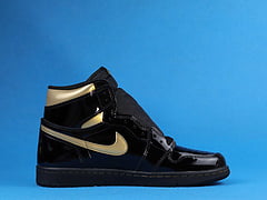 Air Jordan 1 High OG Black Metallic Gold