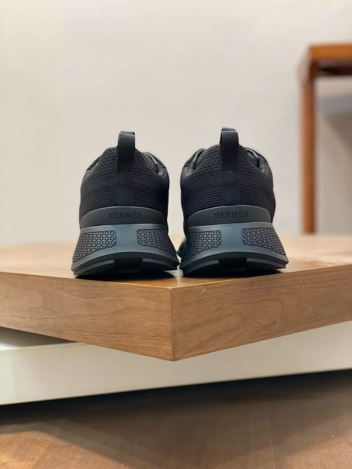 Hermes Heros Sneakers in Noir Technical Knit – HM005