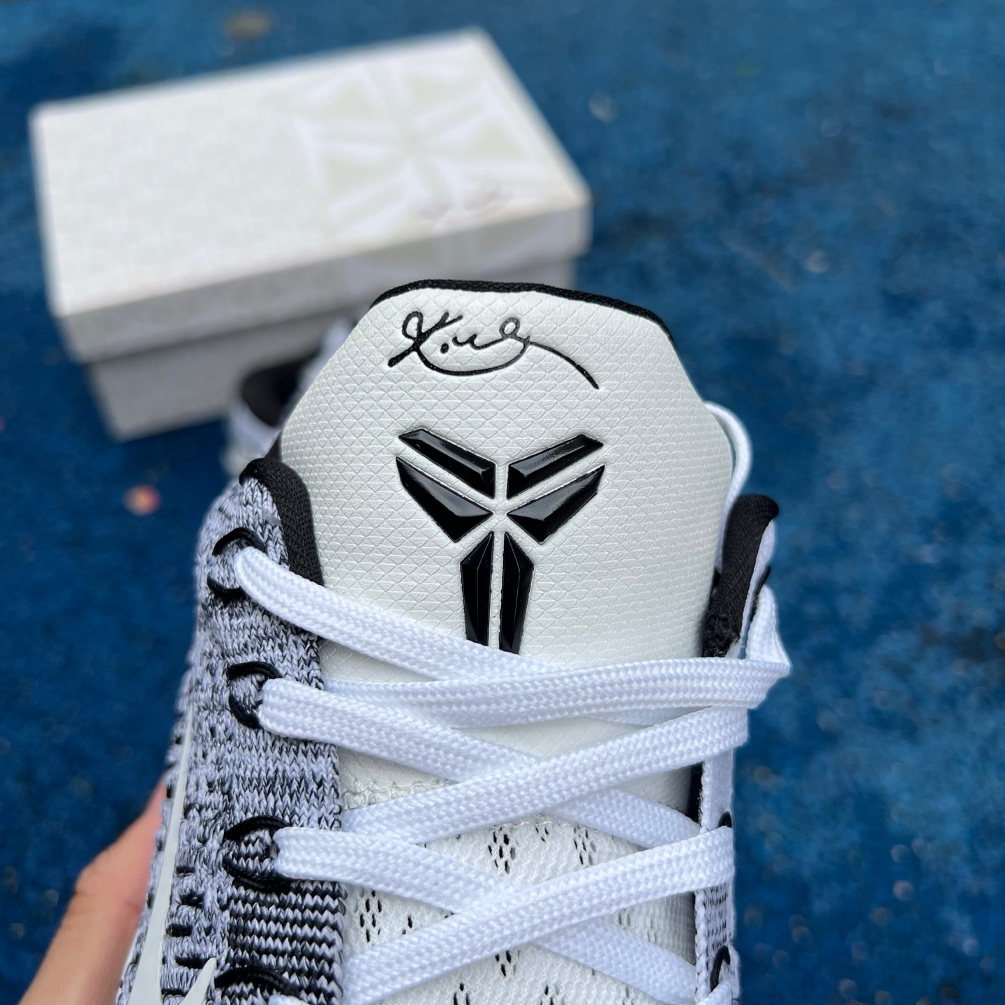 Nike Kobe 9 Elite Low Beethoven