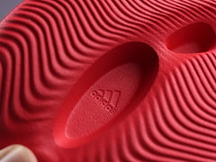 Adidas Yeezy Foam RNNR Vermillion