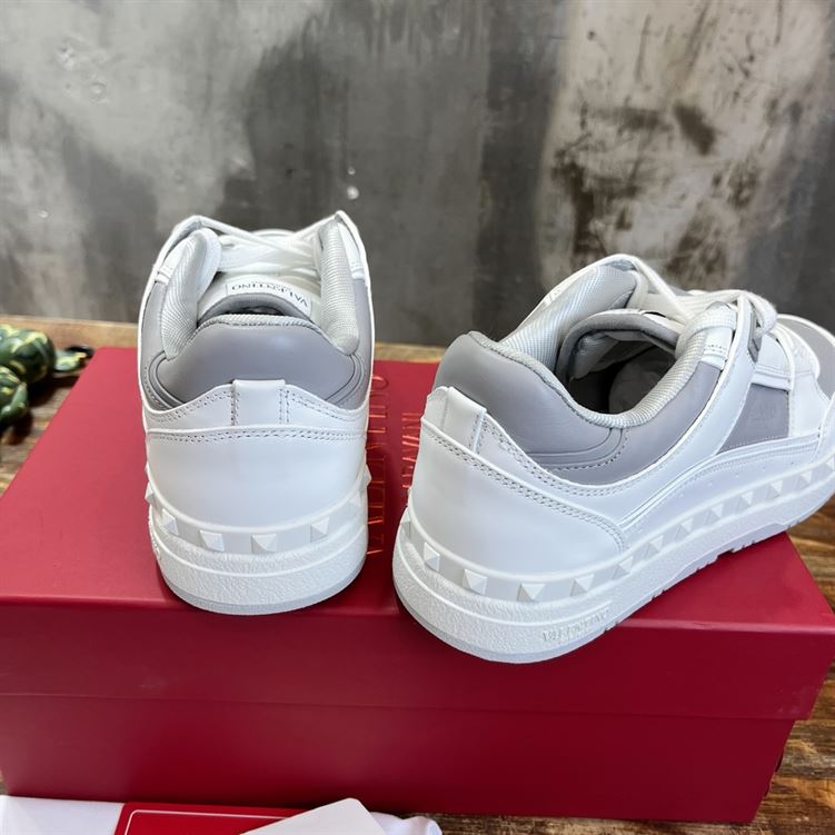 VALENTINO FREEDOTS LOW-TOP SNEAKER IN CALFSKIN – VN005