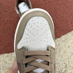 Nike Dunk High Light Chocolate