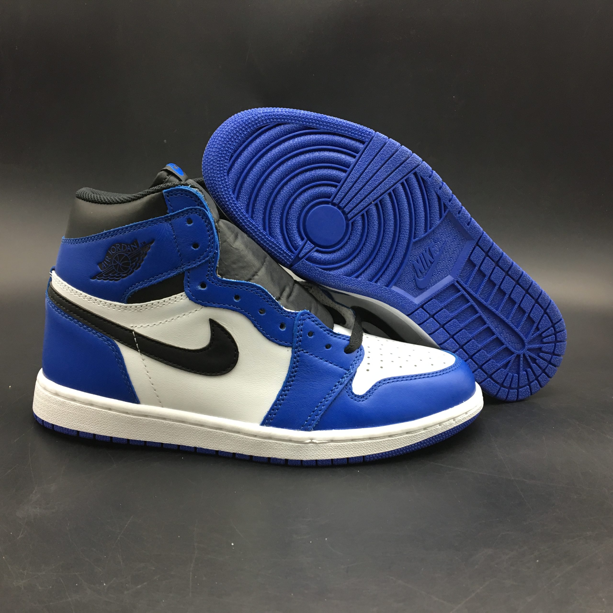 Air Jordan 1 Retro High OG Game Royal