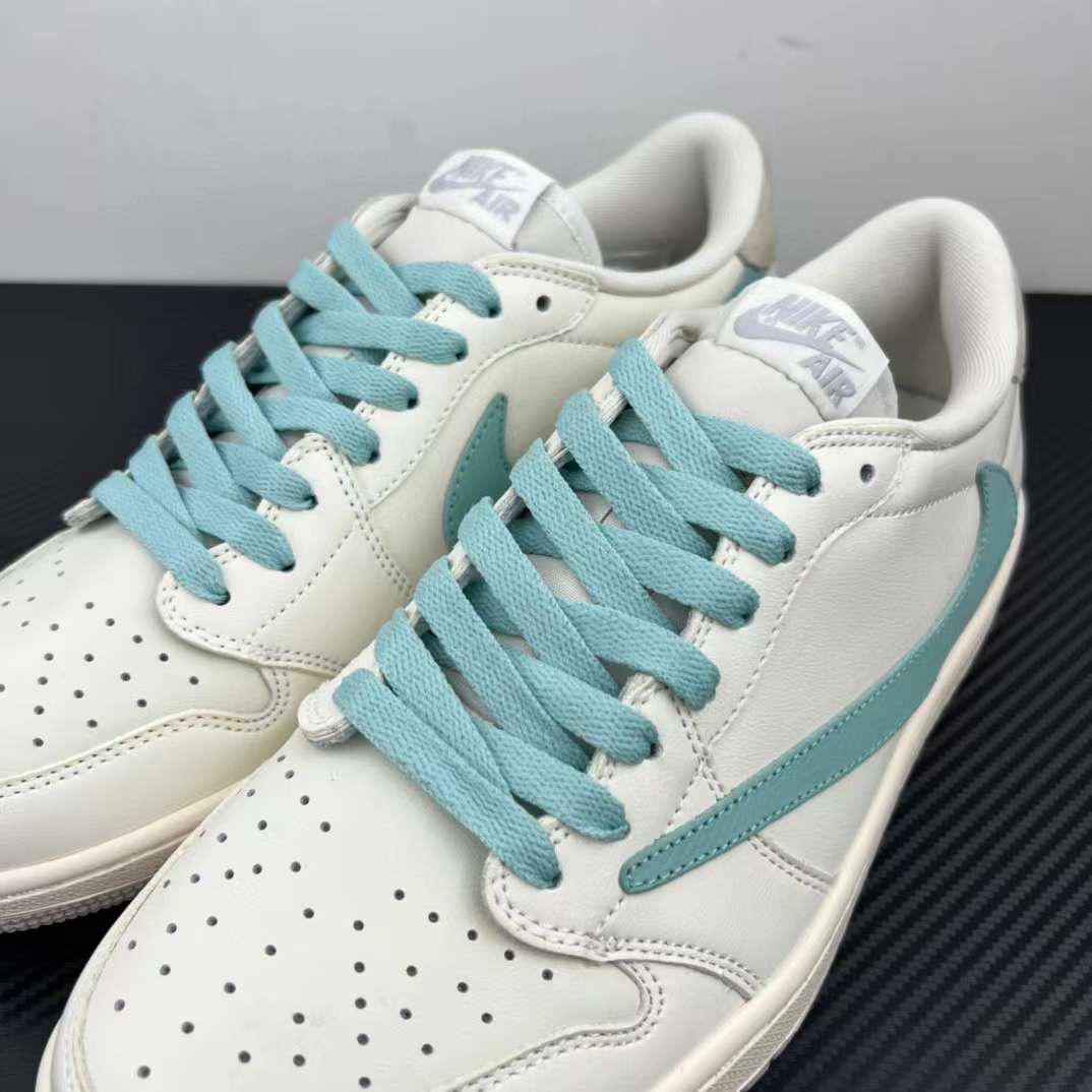 Travis Scott x Air Jordan 1 Low Cream Tiffany