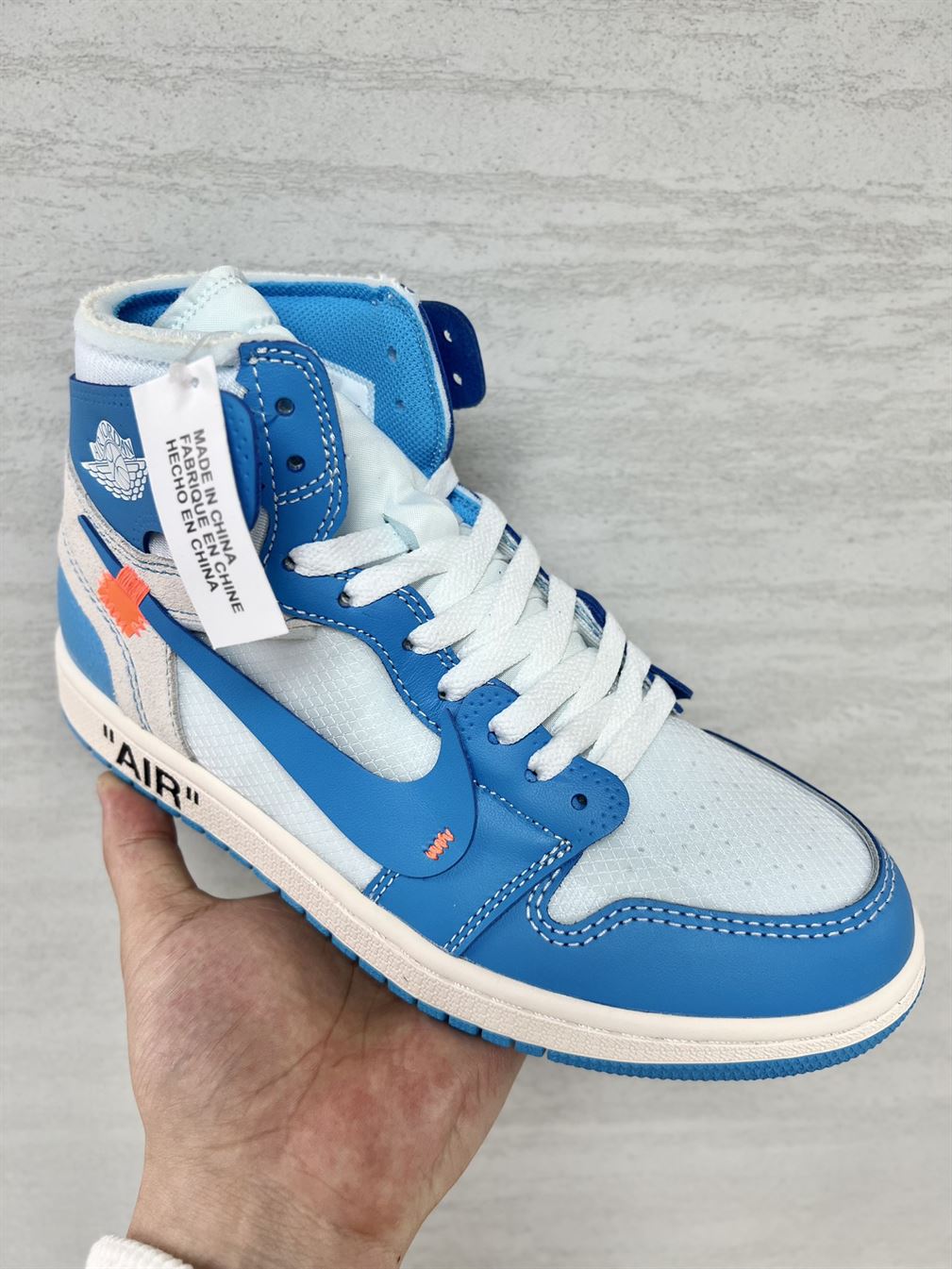 AIR JORDAN 1 RETRO HIGH OFF-WHITE UNIVERSITY BLUE – OFW031