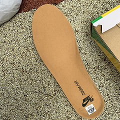 Nike SB Dunk Low Dark Russet