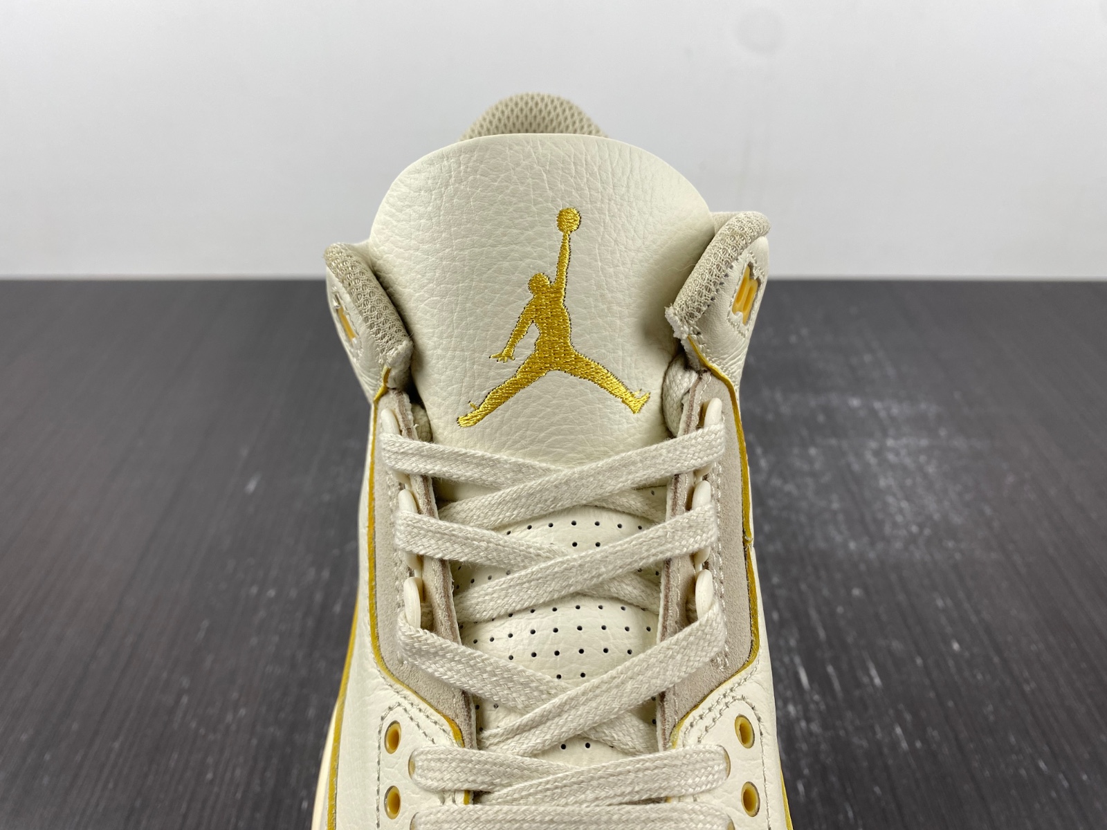 J. Balvin x Air Jordan 3 Retro Medellín Sunset