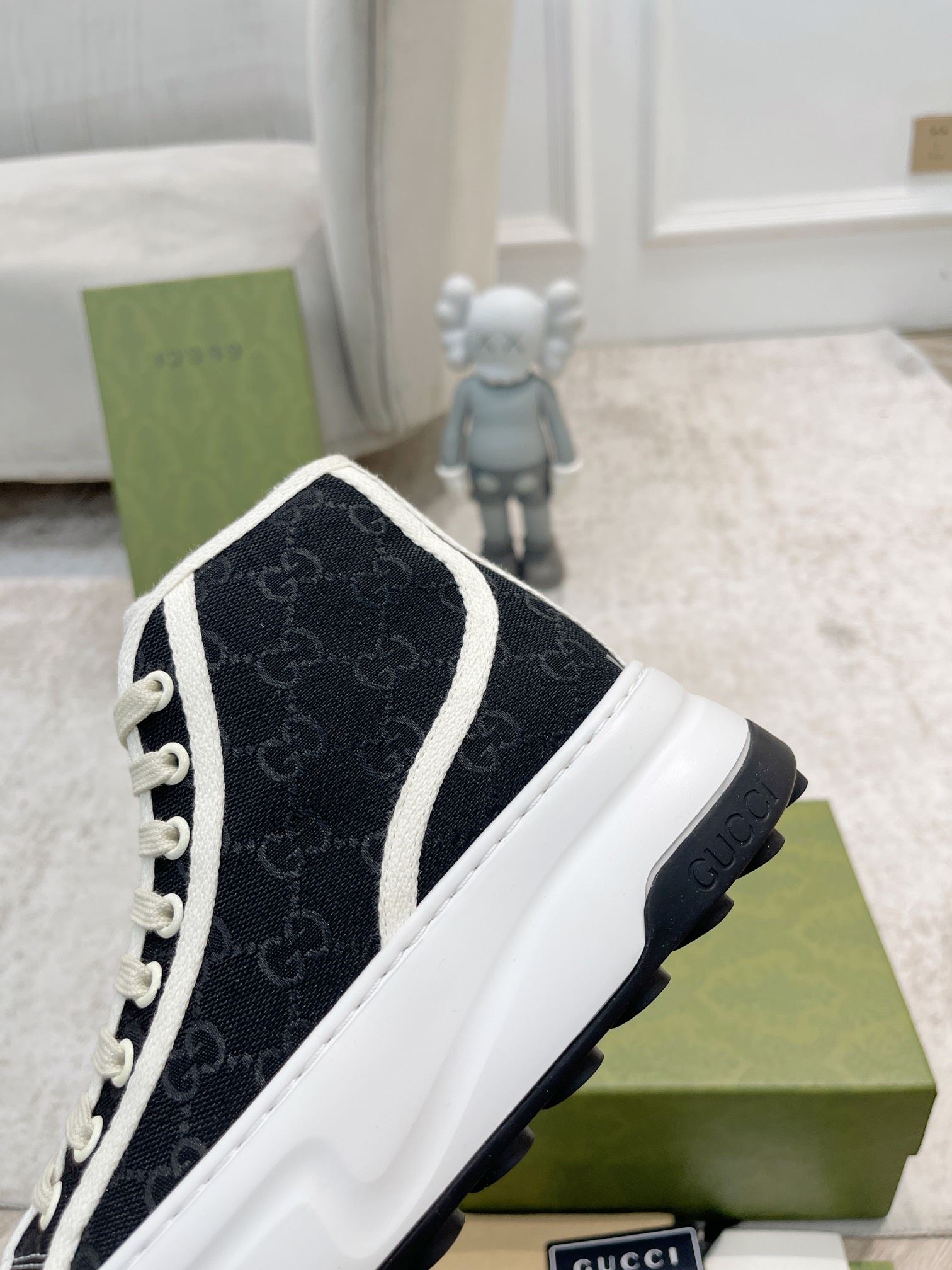 GUCCI GG HIGH TOP TRAINER – GCC150