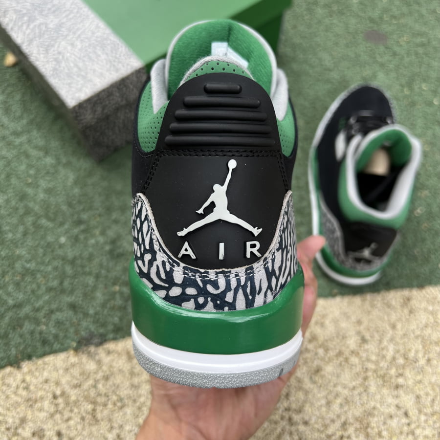 Air Jordan 3 Retro Pine Green