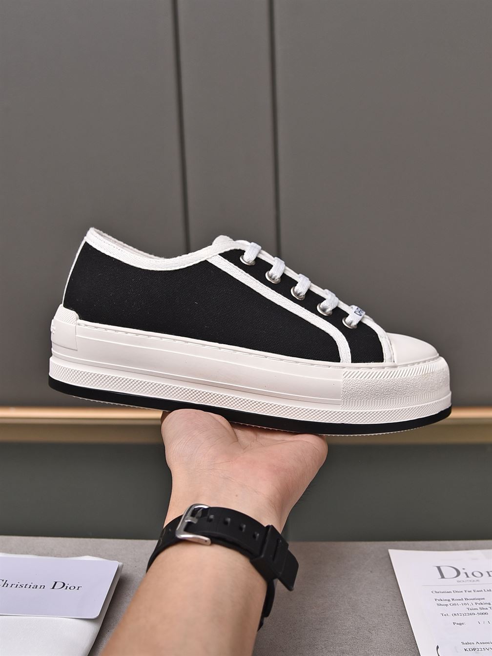 DIOR WALK’N’DIOR PLATFORM LOW-TOP SNEAKER – DO146