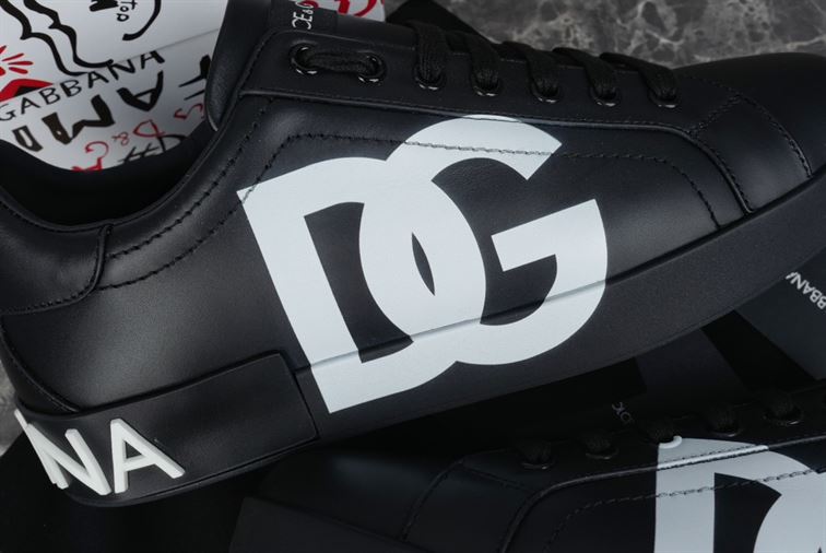 DOLCE & GABBANA PORTOFINO DG SNEAKERS IN BLACK – DG025