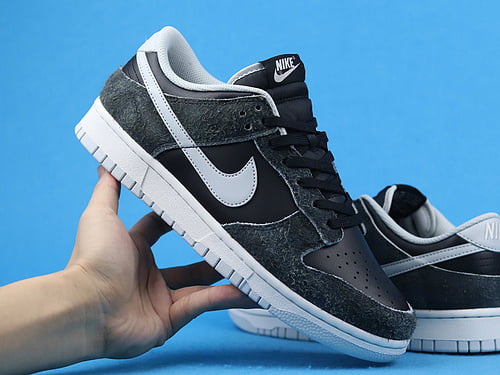 Nike Dunk Low Retro Animal Pack Zebra
