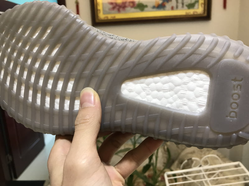 Yeezy 350 V2 “Moonrock”