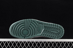 Jordan 1 Low Green Toe