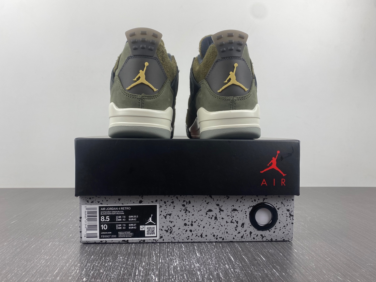 Air Jordan 4 Craft Medium Olive