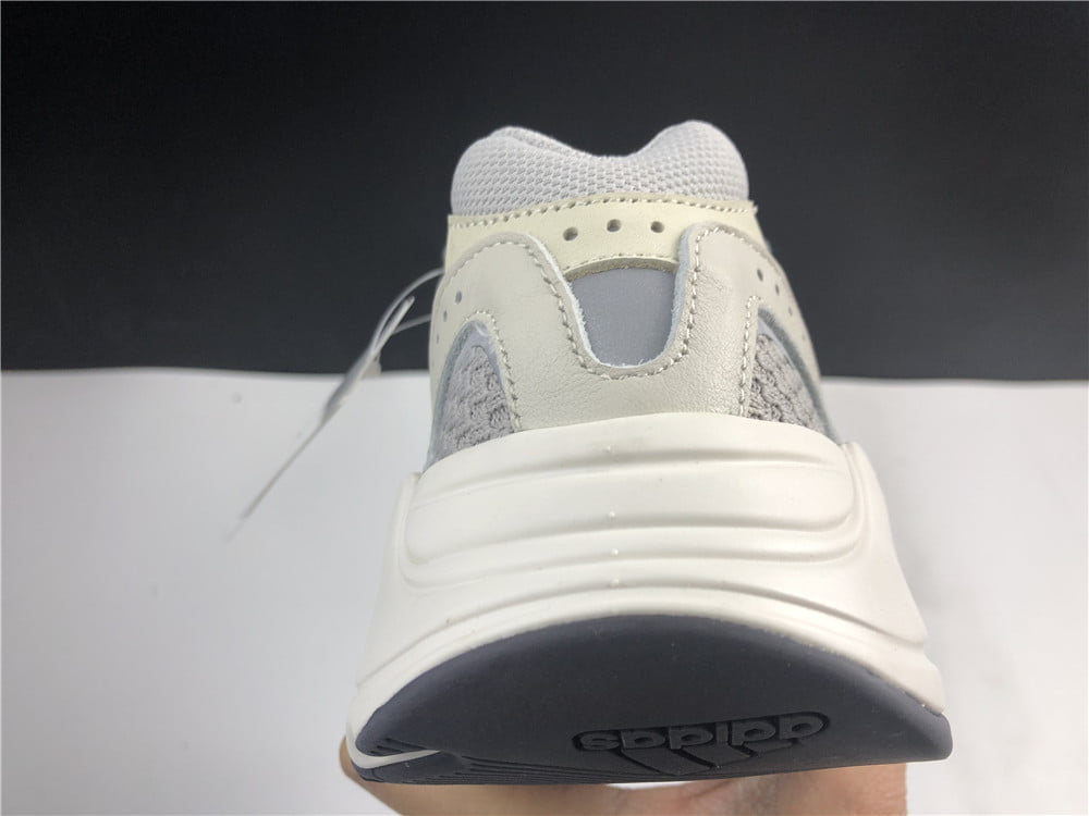 adidas Yeezy Boost 700 V2 Cream