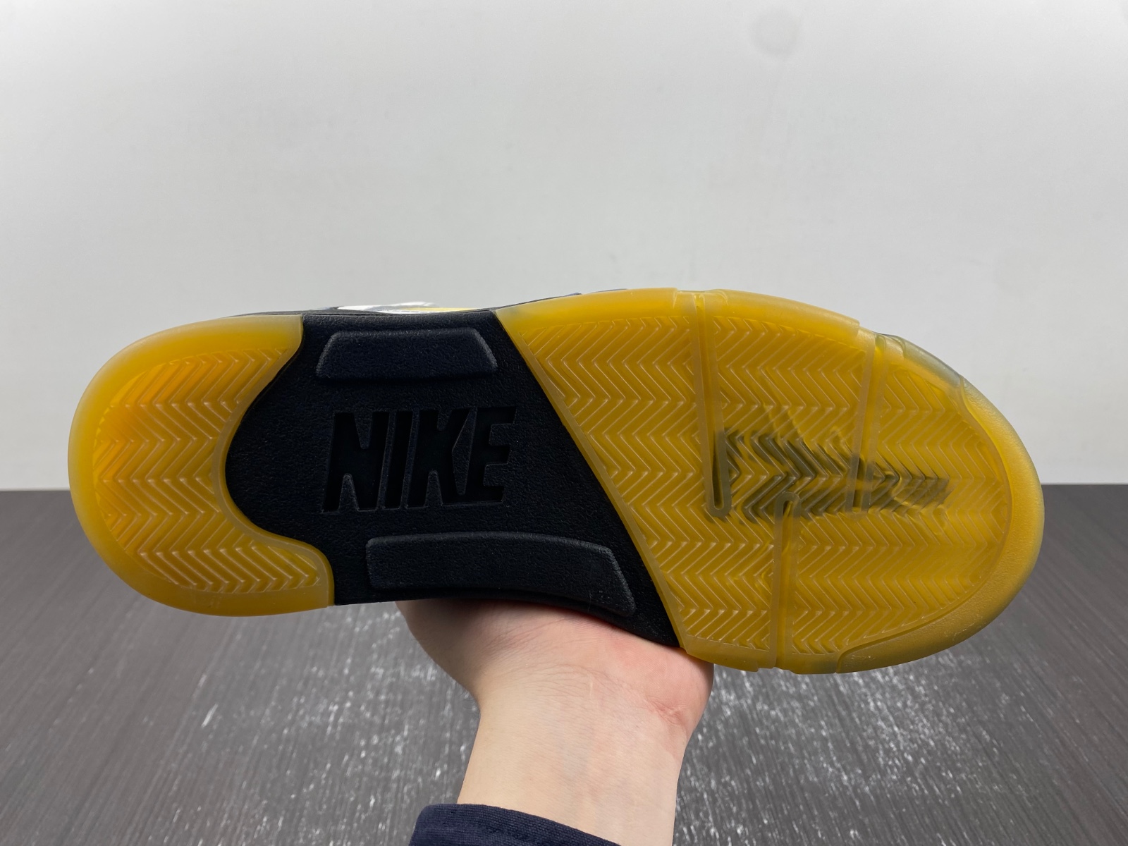 Jordan 5 Retro A Ma Maniére Dawn