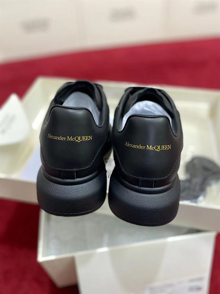 ALEXANDER MCQUEEN SNEAKER – ALD009