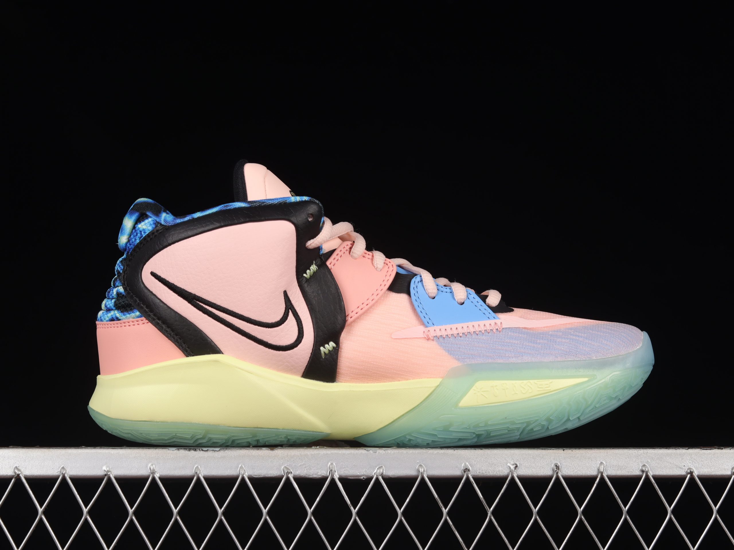 Nike Kyrie Infinity Valentine’s Day