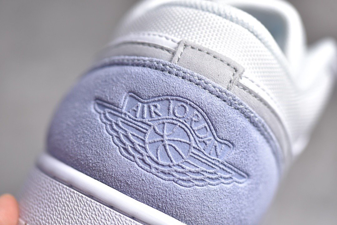 Air Jordan 1 Low “Paris”