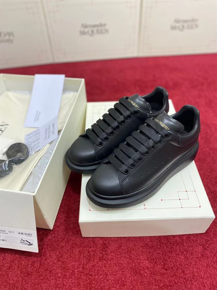 ALEXANDER MCQUEEN SNEAKER – ALD009