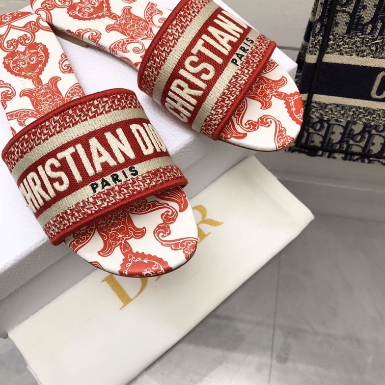 DIOR DWAY SLIDE – DS017