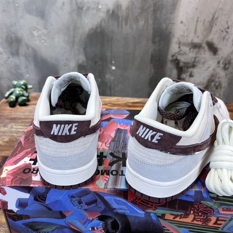 NIKE SB DUNK LOW SNEAKER – NSN011