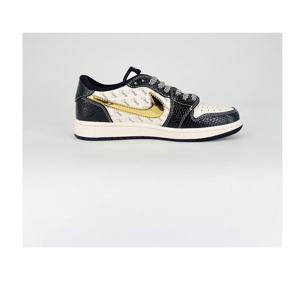 Travis Scott x Air Jordan 1 Retro Low Custom