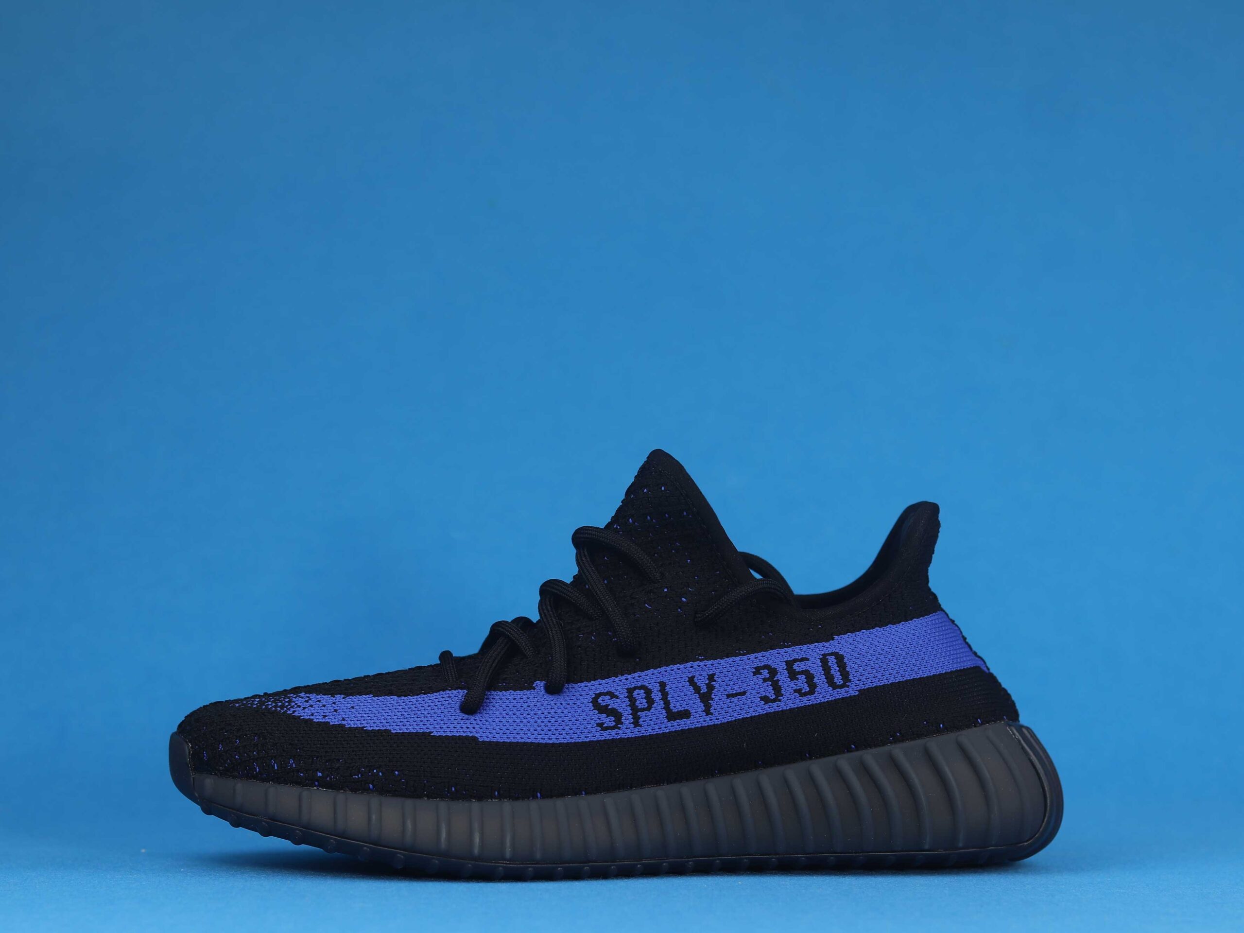 adidas Yeezy Boost 350 V2 Dazzling Blue