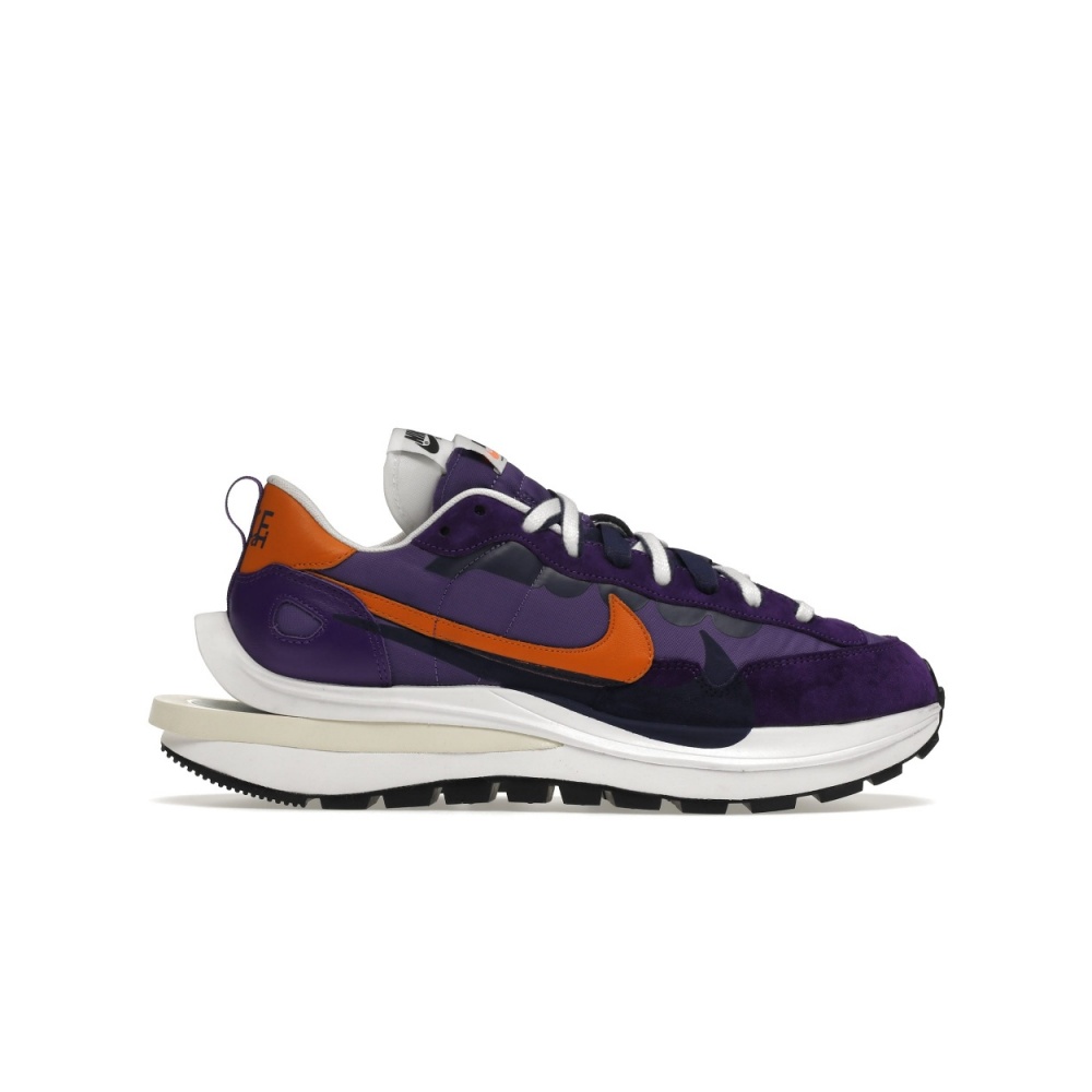 Nike Vaporwaffle, Sacai Dark Iris