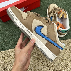 Nike Dunk Low size Dark Driftwood