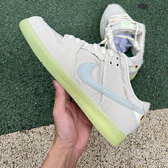 Nike SB Dunk Low Mummy