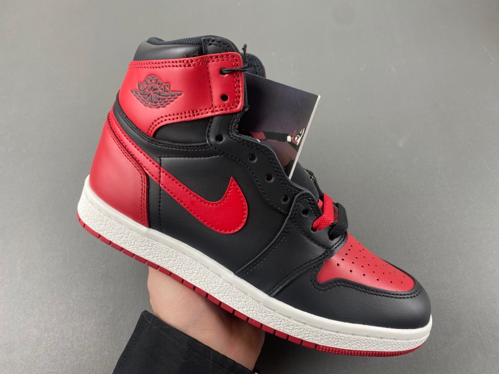 Air Jordan 1 High ’85 “Bred”
