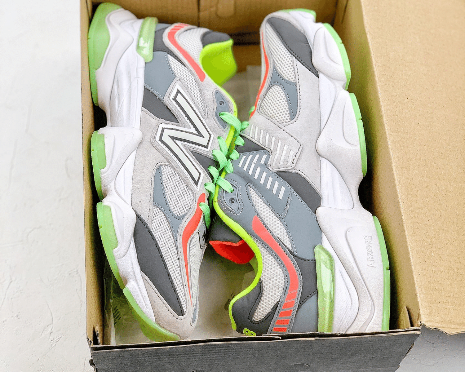 New Balance 9060 DTLR Glow