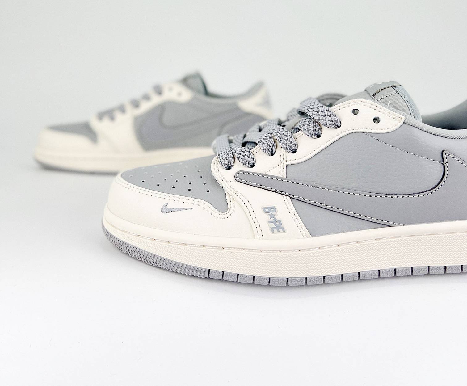 Travis Scott x Air Jordan 1 Retro Low Custom