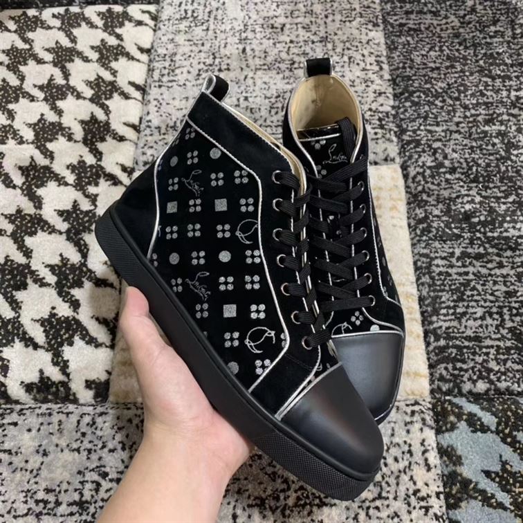 CHRISTIAN LOUBOUTIN HIGH TOP SNEAKER – CLS005
